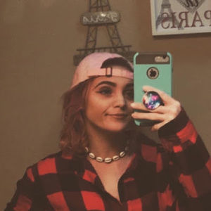 Meet your Posher, Maelie